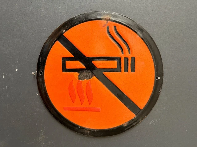 DO NOT SMOKE WARNING SIGN Vintage European Industrial Enamel Signs Decoration