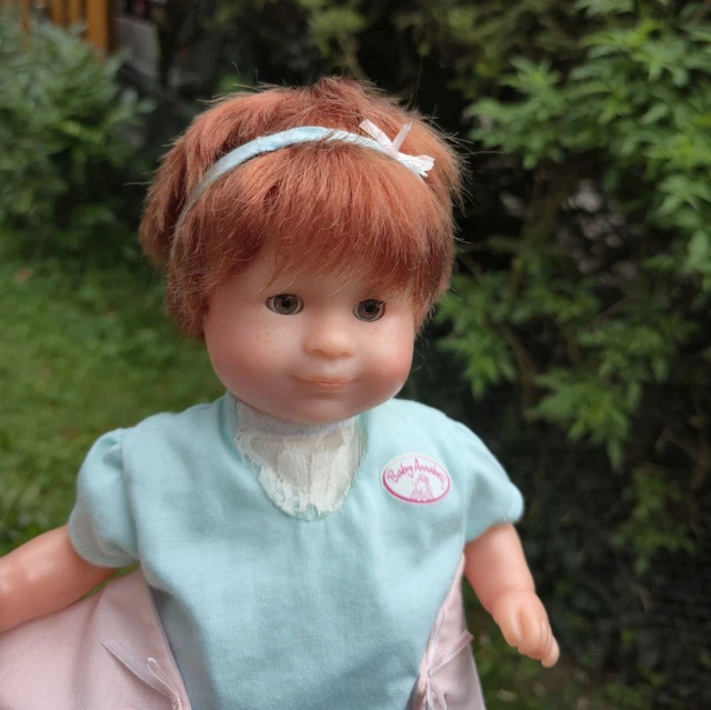 Poupée corolle mini coroline 20 cm brune cheveux longs - Collection