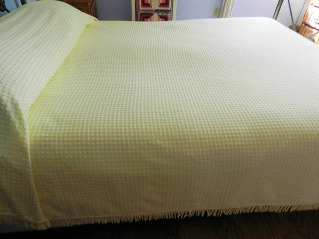 Morgan Jones Yellow Chenille Bedspread, Full, Chenille Fabric