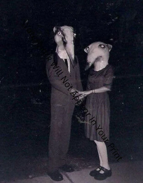 SPOOKY FREAKY ODD CREEPY STRANGE WEIRD Weasel Headed Humans VINTAGE PHOTO D20