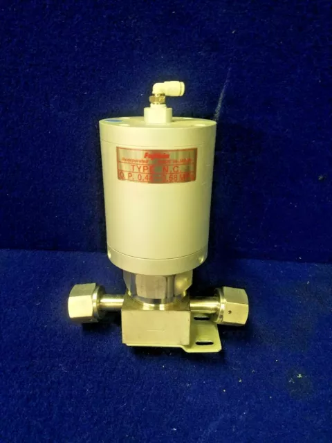 Fujikin Type N.C. Valve O. P. 0.44 ~ 0.68 Mpa Gas Membrane Valve