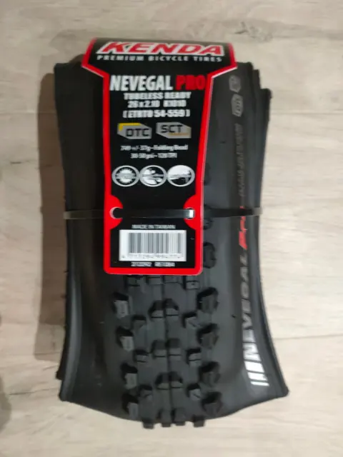 PAIR of Kenda Nevegal Pro Tubeless ready 26 x 2.10 Tyres folding bead DTC STC