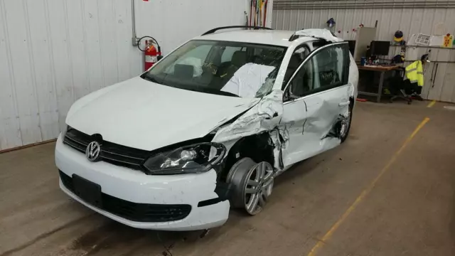 Rear Suspension For Jetta Assy Left Less Caliper and Shock