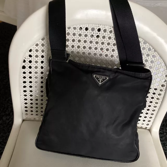 Prada Umhängetasche Schultertasche Leder Nylon Schwarz | Gebraucht, Vintage