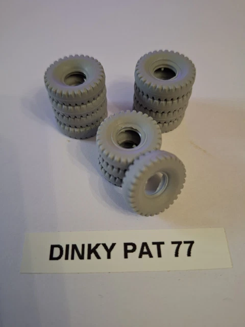 DINKY TOYS lot de 6 pneus 21mm crantés bande carrée DINKY TOYS lot de 6 pneus 21mm crantés bande carrée
