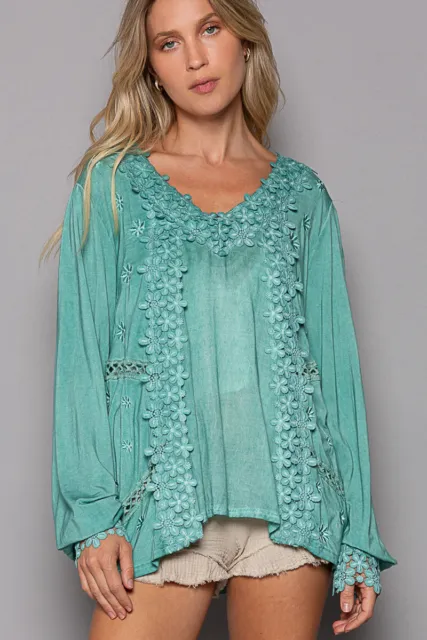 POL Floral Lace Crochet Detail Top in Emerald Green Women's