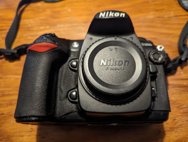 Nikon D200 Digital SLR Camera Body - Well Used / Working Condition