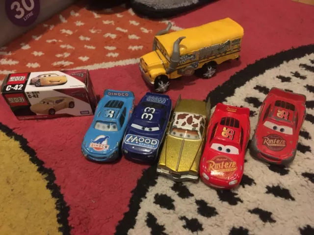 Disney Cars Diecast Lightning McQueen Lot 7 Cars