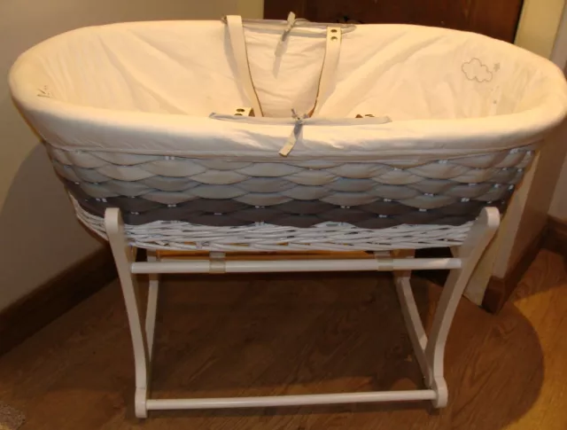 Wicker Grey / White Moses Basket with Leather Handles & Rocking Stand