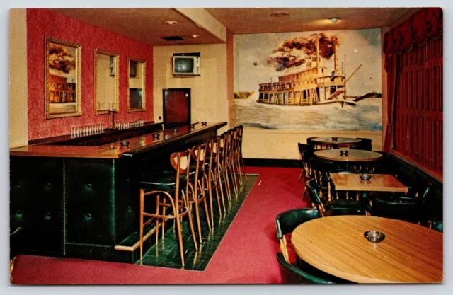 Iowa Davenport Hotel Vintage Postcard