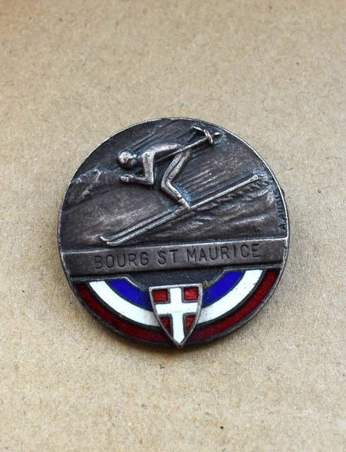INSIGNE ANCIEN DE Jeunesse et Montagne Émaillé Augis Lyon EUR 30,00 - FR