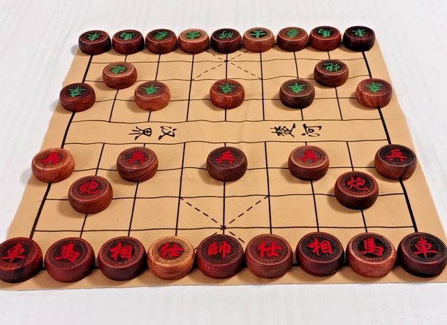 Jeu d'échecs chinois magnétique Deli - Jeu de société pliable portable Jeu d'échecs chinois magnétique Deli - Jeu de société pliable portable