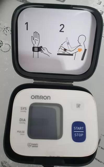 OMRON Tensiomètre automatique au poignet RS1 pour un usage domestique ou en...