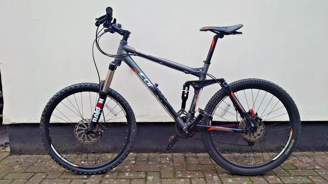 Carrera banshee x halfords deals