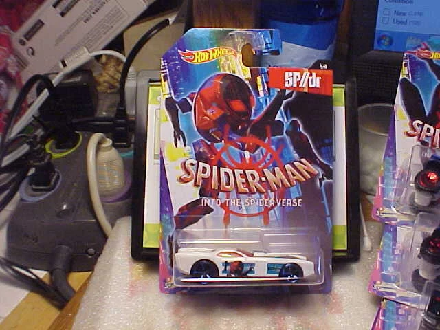 HOT WHEELS SPIDERMAN into the Spider-Verse SP//dr The Gov'ner $3.00