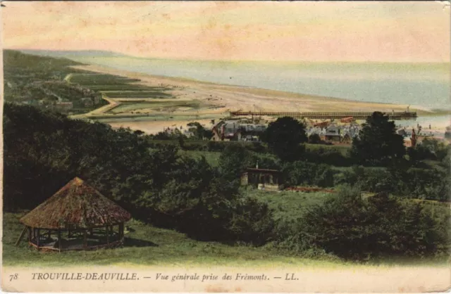 CPA Trouville vue generale prise des Fremonts (1233068)