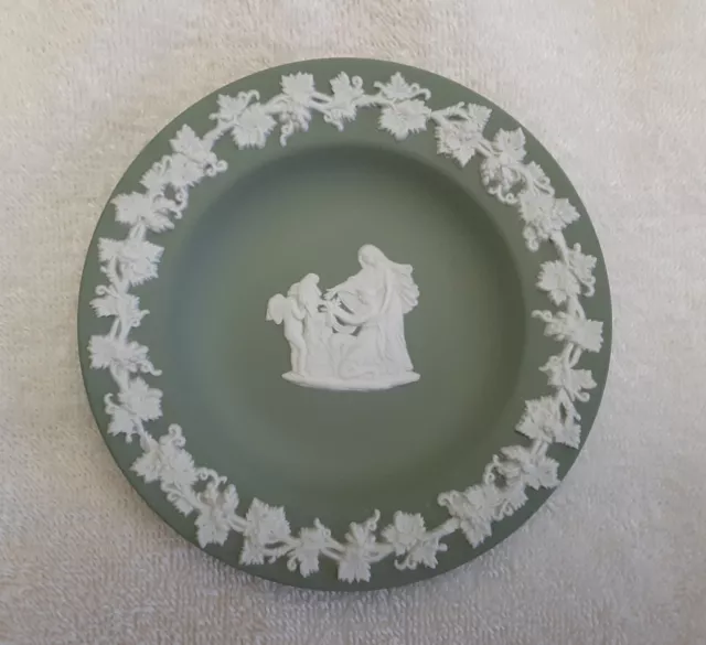 Wedgwood Sage Green Jasperware Round Trinket Pin Dish 4.25 Inches