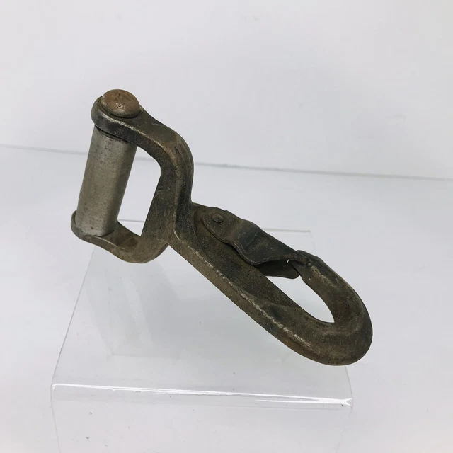 Vintage / Antique Carabiner Snap Hook Winch Roller Tie Down Strapping 3