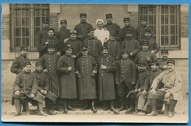 CPA PHOTO: Soldats du 14° Régiment d'Infanterie et du 133° RIT  / Guerre 14-18
