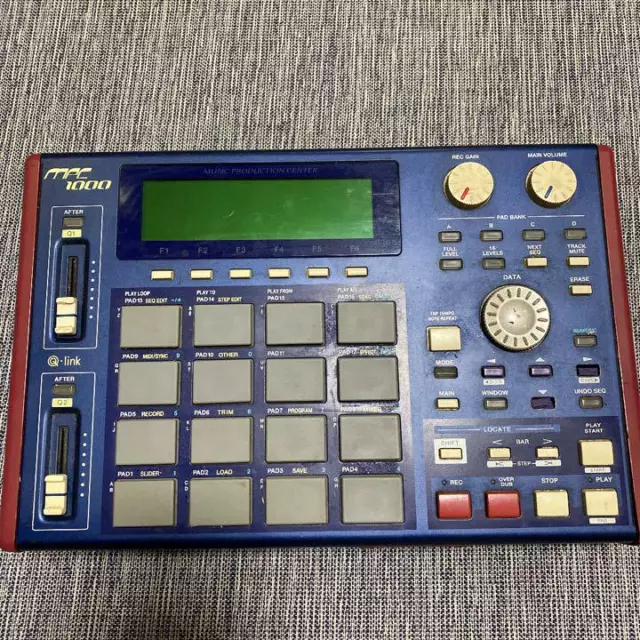 AKAI MPC1000 Sampling Machine Sampler From Japan Used