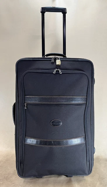 Longchamp Boxford Black 26” Upright Rolling Medium Trip Expandable Suitcase