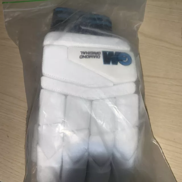 Cricket Gloves