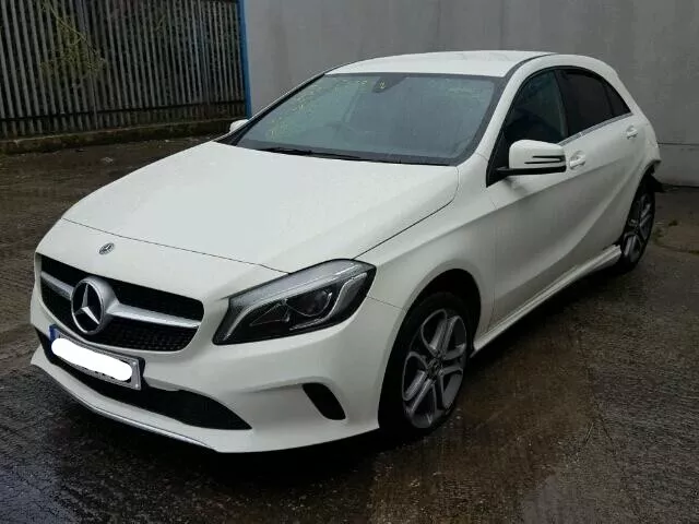 2018 Mercedes A-Class W176 A180 1.5 Diesel Automatic 4X Wheel Nut Breaking Parts