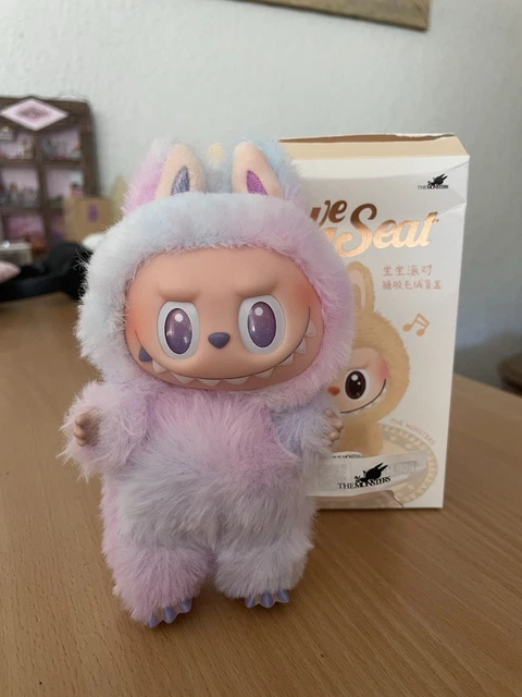 LABUBU THE MONSTERS Big Into Energy Luck (Purple) - Read