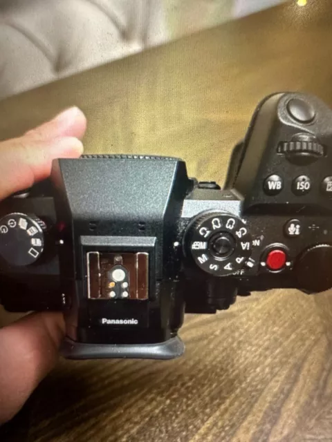 Panasonic Lumix GH6 4K 25.2MP Mirrorless Camera (Body Only) DC-GH6BODY 3