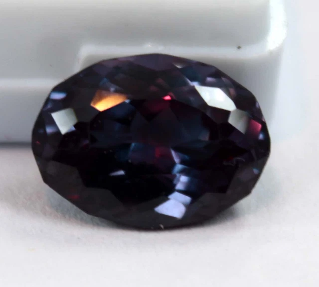 Pierre Alexandrite Naturelle 10 Carats - Coupe Carrée, Changement De Couleur, Certifiée, Inde