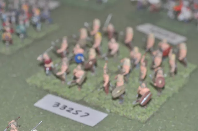 25mm roman era / gauls - warriors 24 figures - inf (33257)