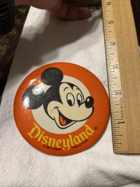 Vintage Walt Disney Productions Disneyland Pinback Pin Button Mickey Mouse