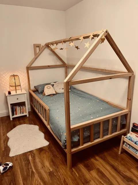 Solid wood pine single bed frame. Bed house. Montessori. Single Size