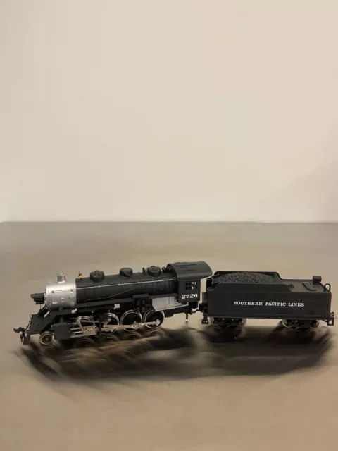 Mehano Ho Massstab 2-8-2 Mikado - Südpazifische Linien 2726 Lokomotive 2