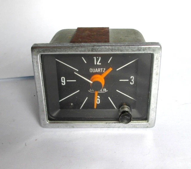 Montre Automatique de Jauge D'horloge Universelle de 2 Pouces Indicateurs de Tableau de Bord 0-12 Heures Affichage Rétro-Éclairage Rouge 12V/24V pour Voiture Bateau Yacht(Cadre argenté sur blanc
