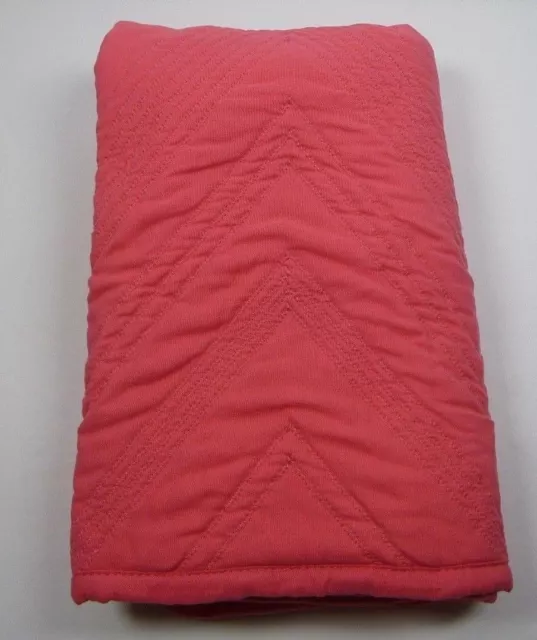 New Xhilaration Chevron dark Pink Polyester/Cotton STANDARD Quilt Pillow Sham