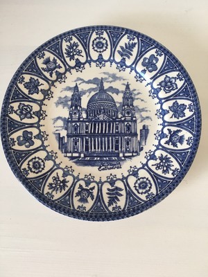 1981 St. Pauls Cathedral Royal Marriage Commemorative Plate In Blue And White