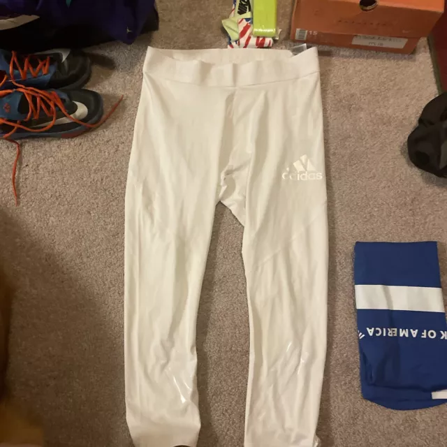 Men Adidas Large White 3/4 Tight. Original $30 with tags ￼Alpha skin