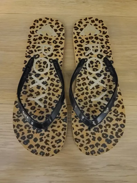 ROXY MELON III Cheetah Flip Flops Thongs ~ Women's Size 8/9 ~ Black Straps