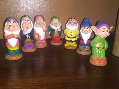 7 dwarfs bath toys