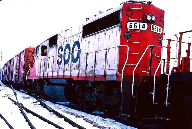 Duplicate Kodachrome Slide Soo Lines Sd40-2 #6614 Dearborn, Mi August 1984