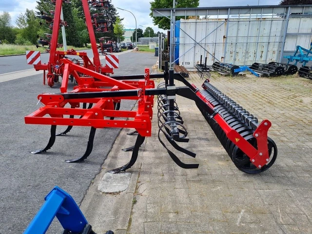 Grubber Mulchsaatgrubber NEUMASCHINE %HERBSTAKTION%