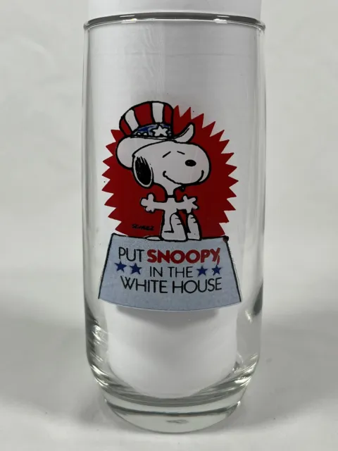 Vintage Peanuts “Put Snoopy In The White House” Snoopy Glass