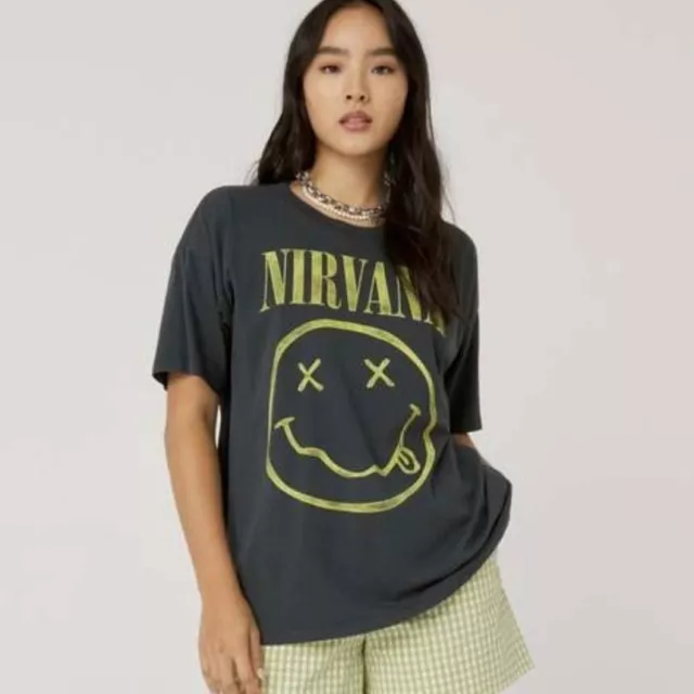 Daydreamer Nirvana Smiley Merch Tee - Medium