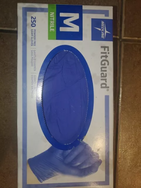 Medline FitGuard Medium Blue Exam Grade Powder-Free Nitrile Gloves 250 Ct