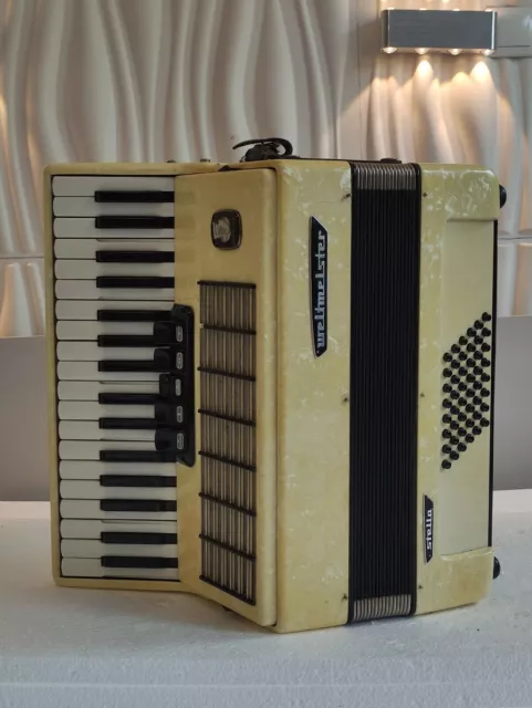 Piano accordion akkordeon  WELTMEISTER STELLA  48 bass