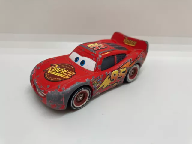 FIGURINE Cars Flash McQueen Lightning DISNEY PIXAR VOITURE JOUET TOY