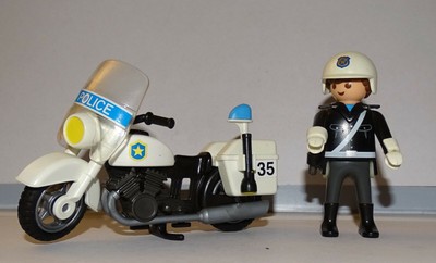 Ancien jouet motard assis policier américain moto JOUSTRA ? pièce