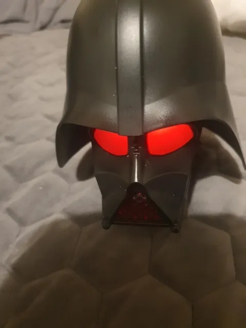 Star Wars ~ Darth Vader Head 3D Moulded ~ Red LED Mood / Night Light ~ Lucasfilm