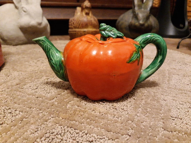 Vintage Occupied Japan Teapot Small Red Fruit Tomato/Pepper